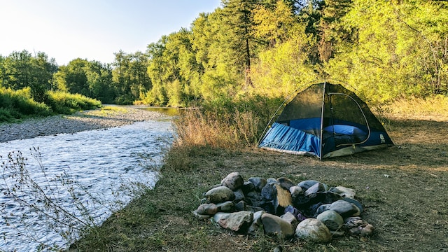 5 Easy-to-Make DIY Survival Gear Projects for Your Next Adventure